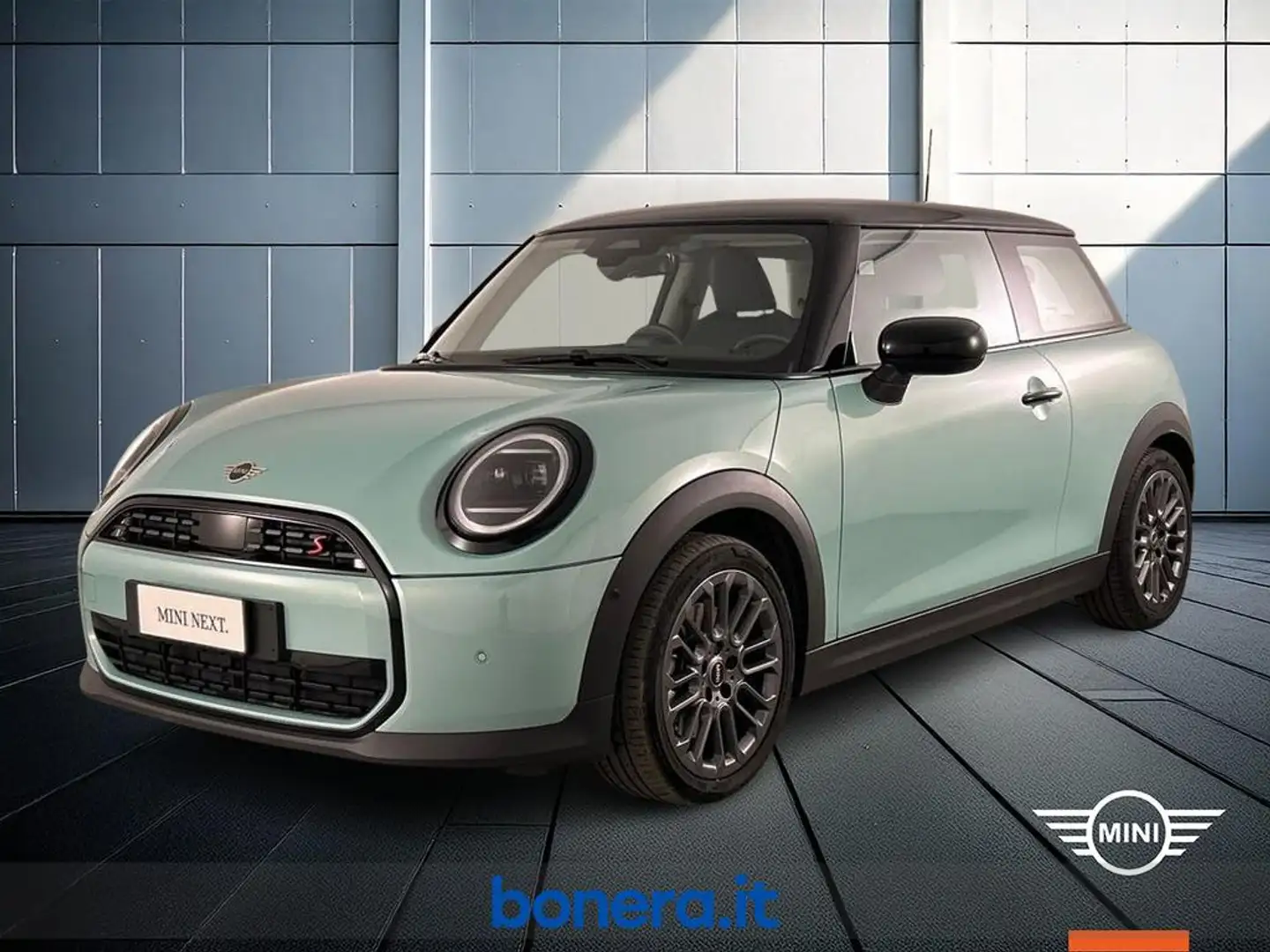 2024 MINI Cooper, 23 913 km, Itálie — foto 1