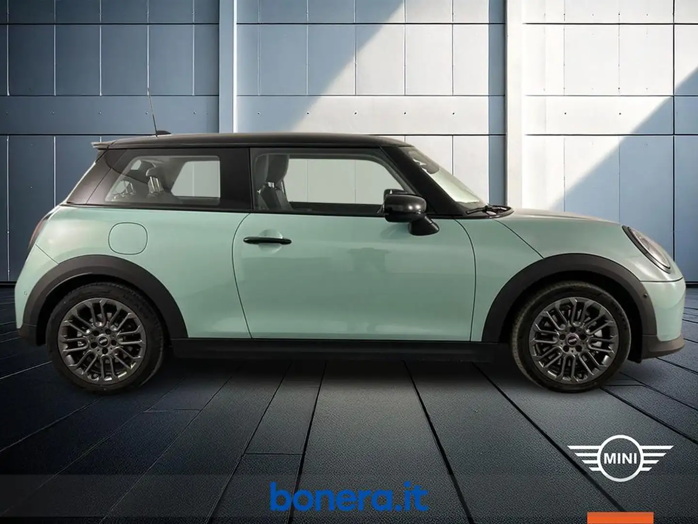 2024 MINI Cooper, 23 913 km, Itálie — foto 5 z 12