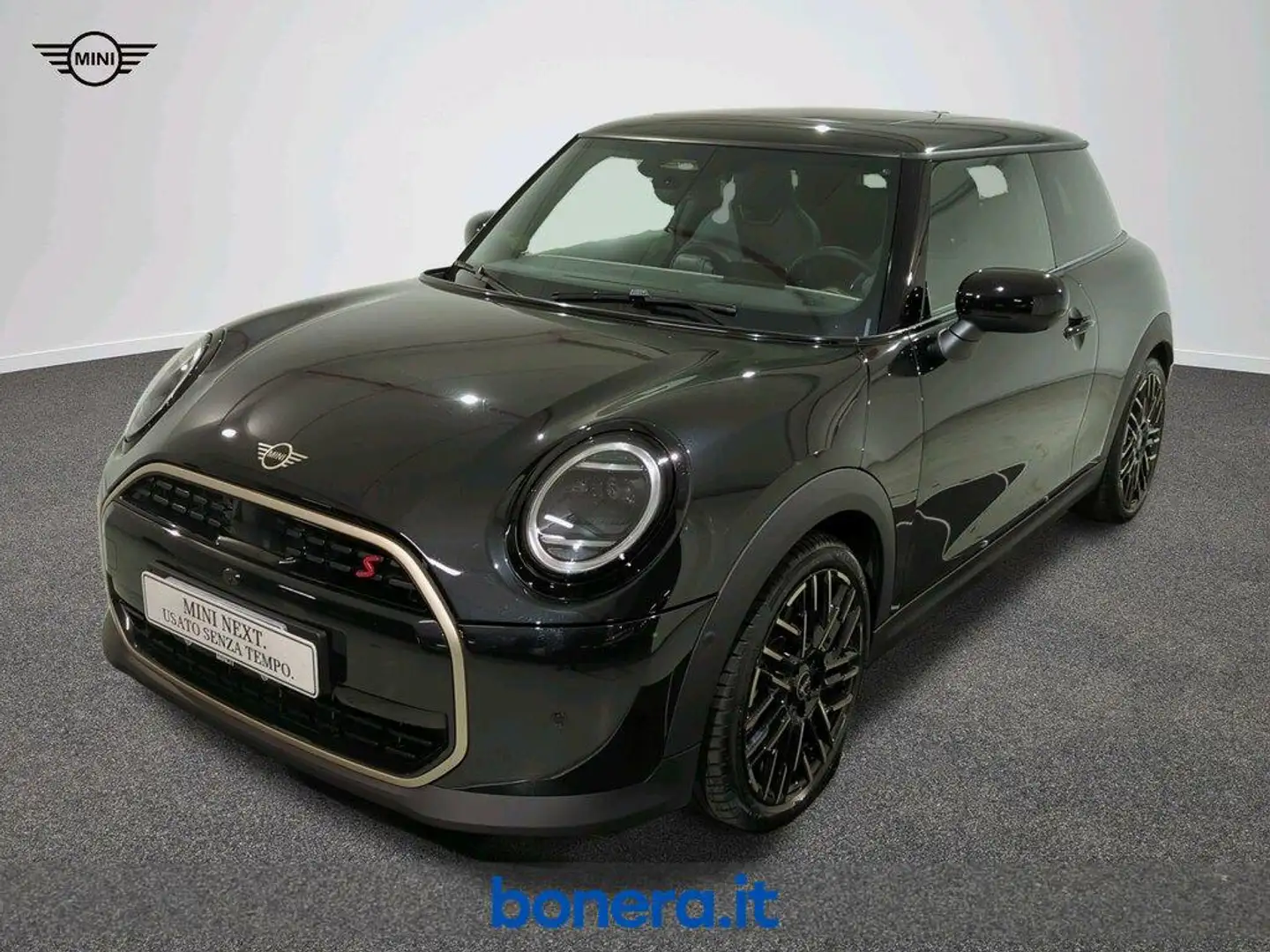 2024 MINI Cooper, 5 771 km, Itálie — foto 1