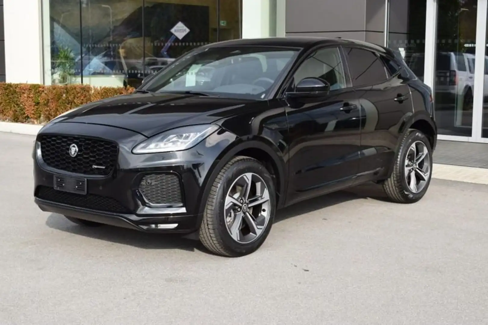 2023 Jaguar E-Pace, 950 km, Itálie — foto 1