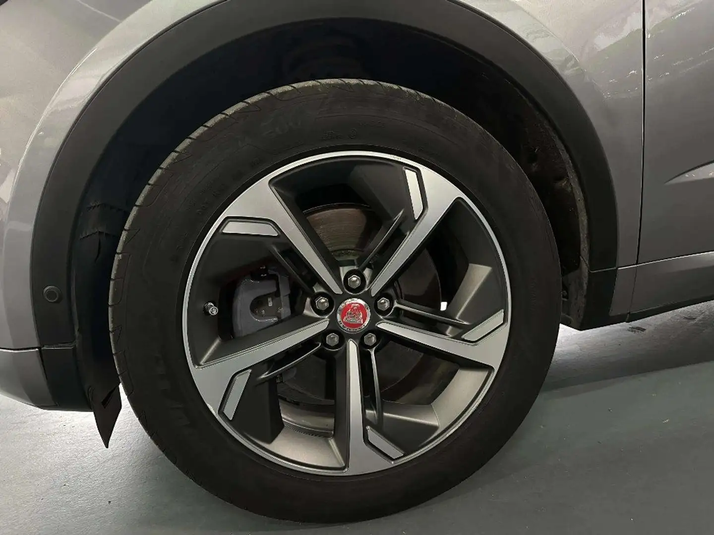 2025 Jaguar E-Pace, 37 000 km, Itálie — foto 8 z 12