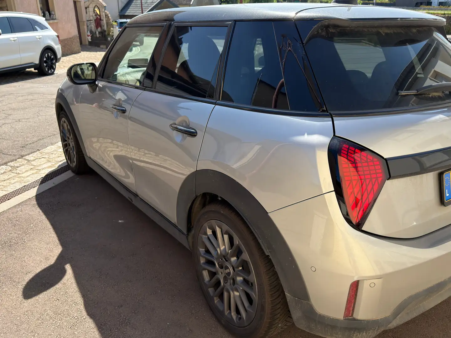 2025 MINI Cooper C, 5 400 km, Lucembursko — foto 4 z 9