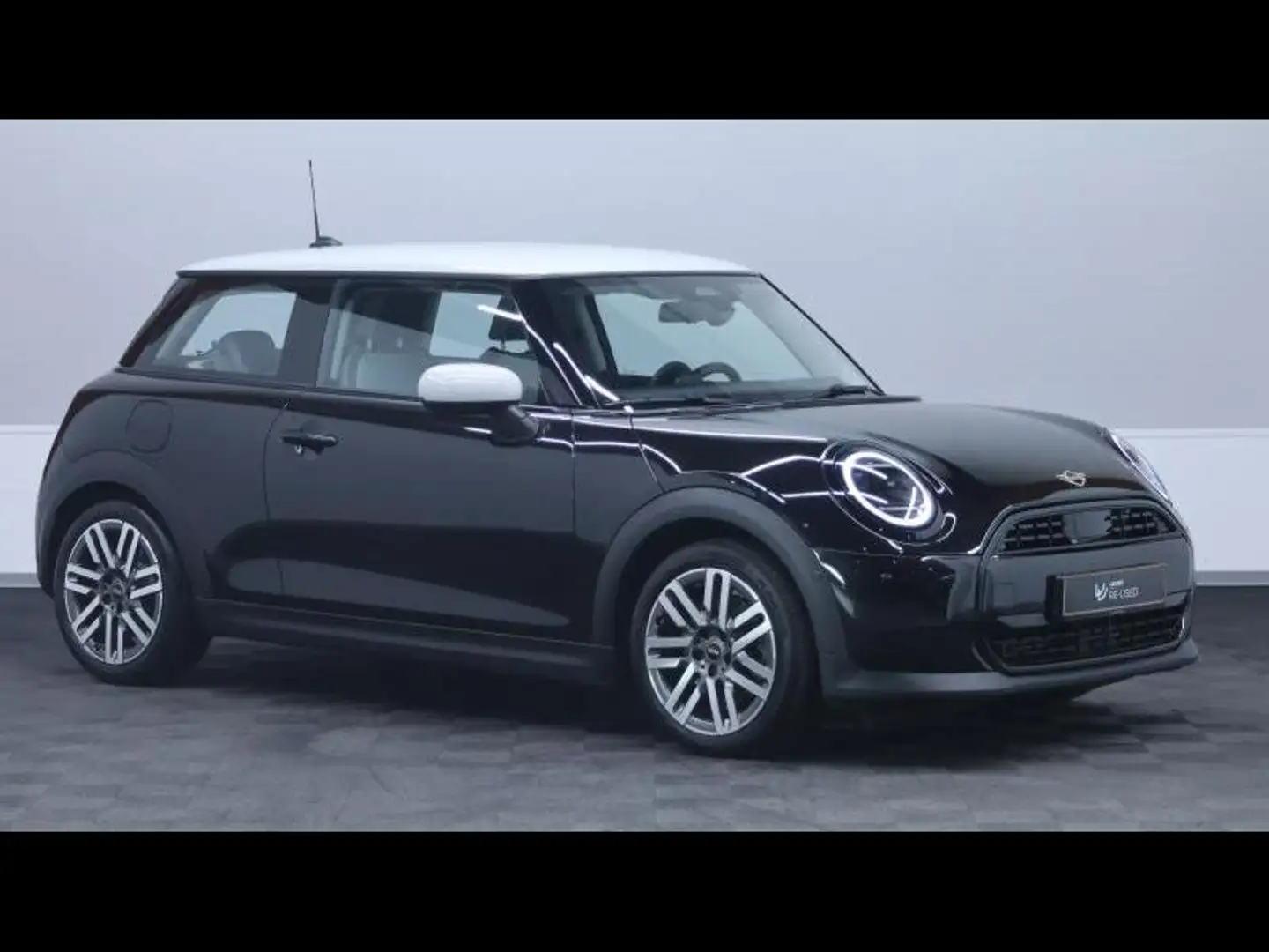 2024 MINI Cooper C, 17 600 km, Lucembursko — foto 3 z 12