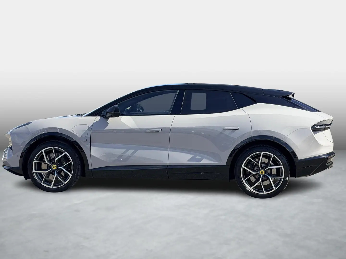 2024 Lotus Eletre, 38 151 km, Nizozemsko — foto 11 z 12