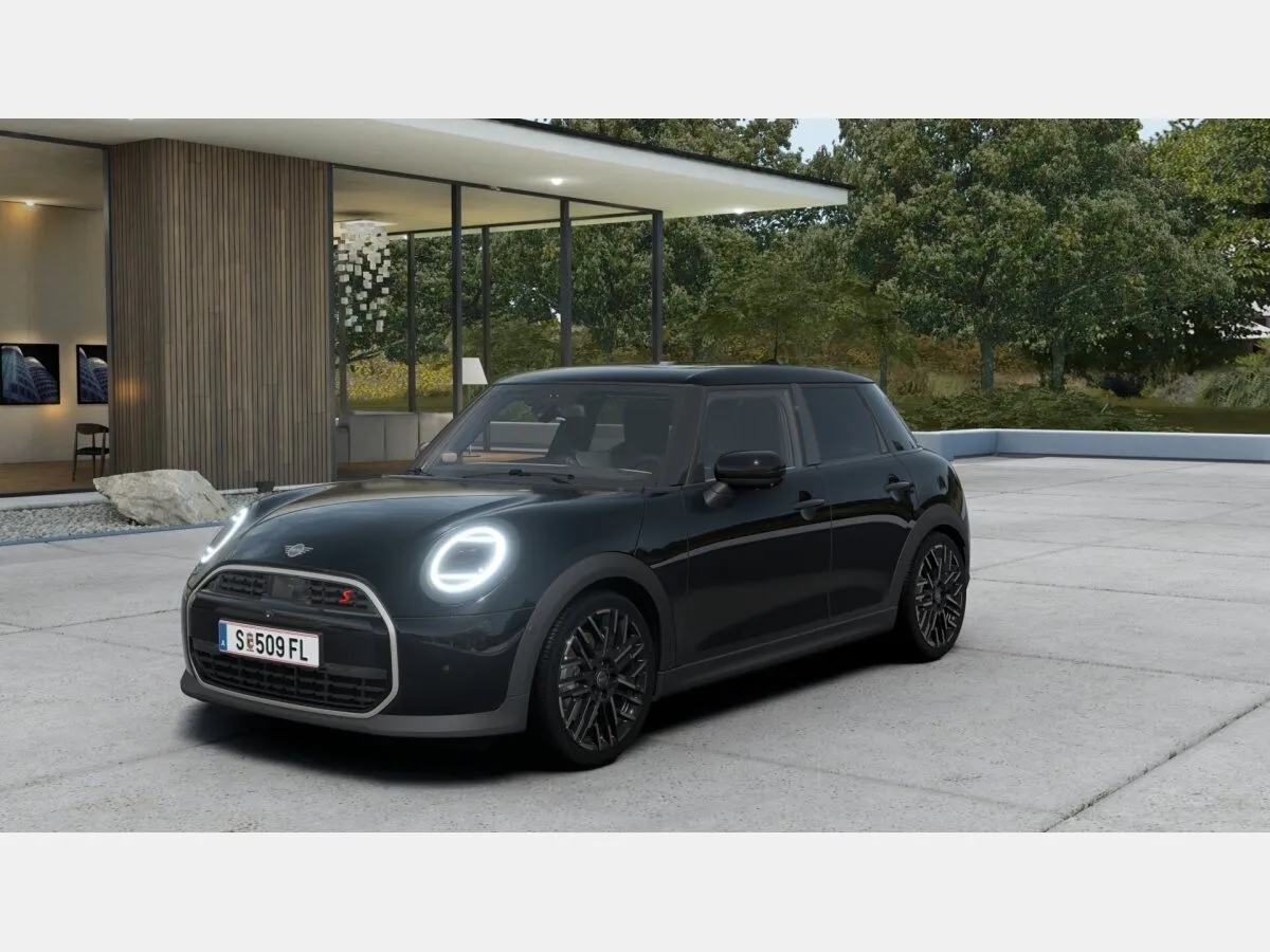 2026 MINI Cooper, 2 000 km, Rakousko — foto 1