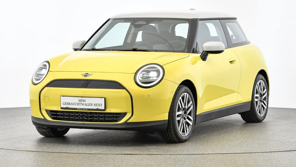 2026 MINI Cooper, 9 900 km, Rakousko — foto 1