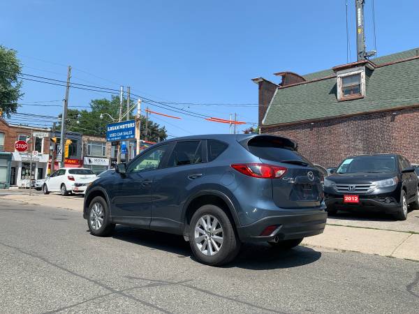 2015 Mazda, dovoz Kanada — foto 3 z 12