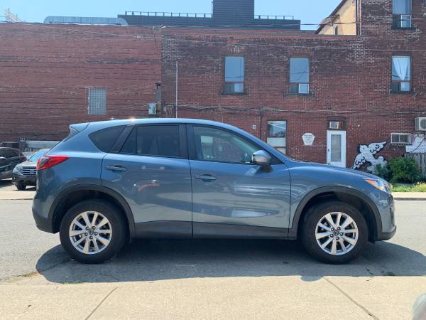 2015 Mazda, dovoz Kanada — foto 6 z 12