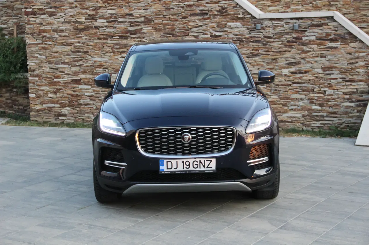 2023 Jaguar E-Pace, 40 000 km, Rumunsko — foto 1
