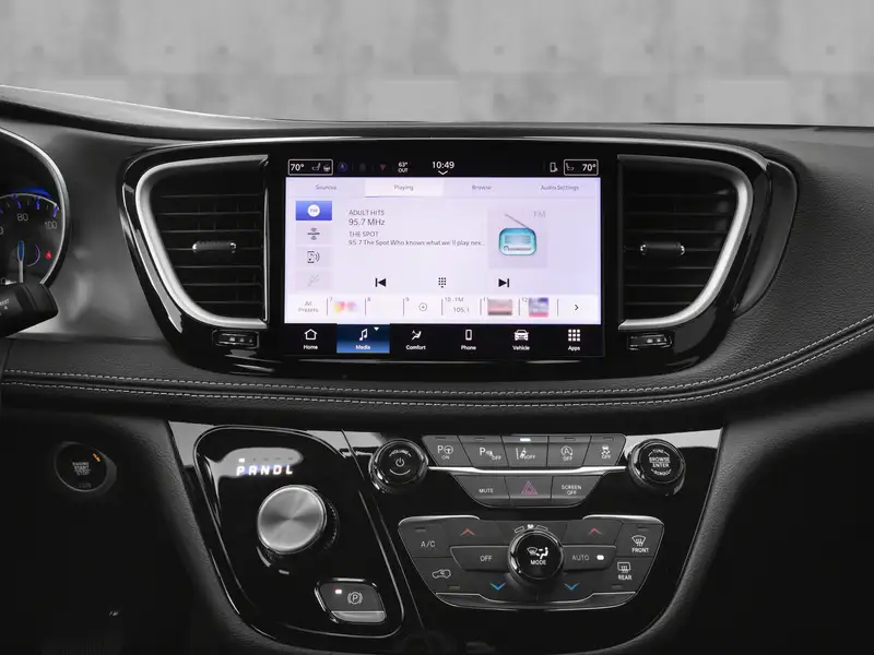2026 Chrysler Pacifica SELECT, černá, 14 km, dovoz Kanada — foto 6 z 11