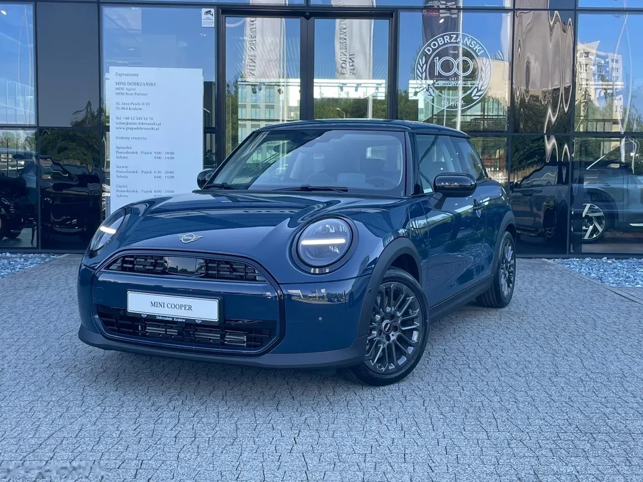 2026 MINI ONE, 10 km, Polsko — foto 1