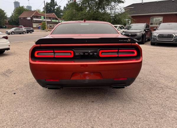 2022 Dodge, dovoz Kanada — foto 2 z 10