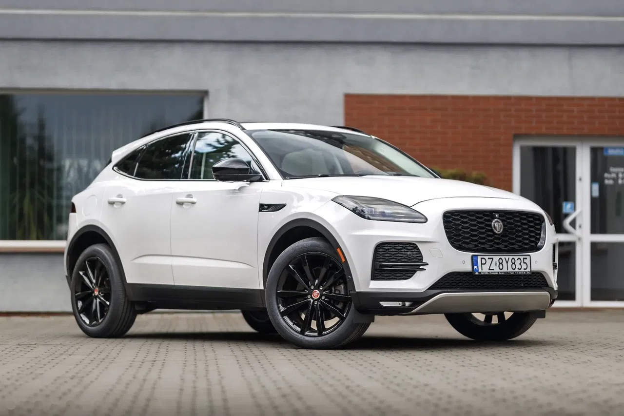 2022 Jaguar E-Pace, 47 800 km, Polsko — foto 1