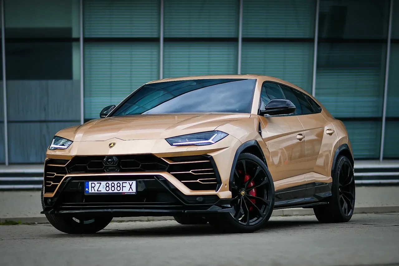 2022 Lamborghini Urus, 55 880 km, Polsko — foto 1