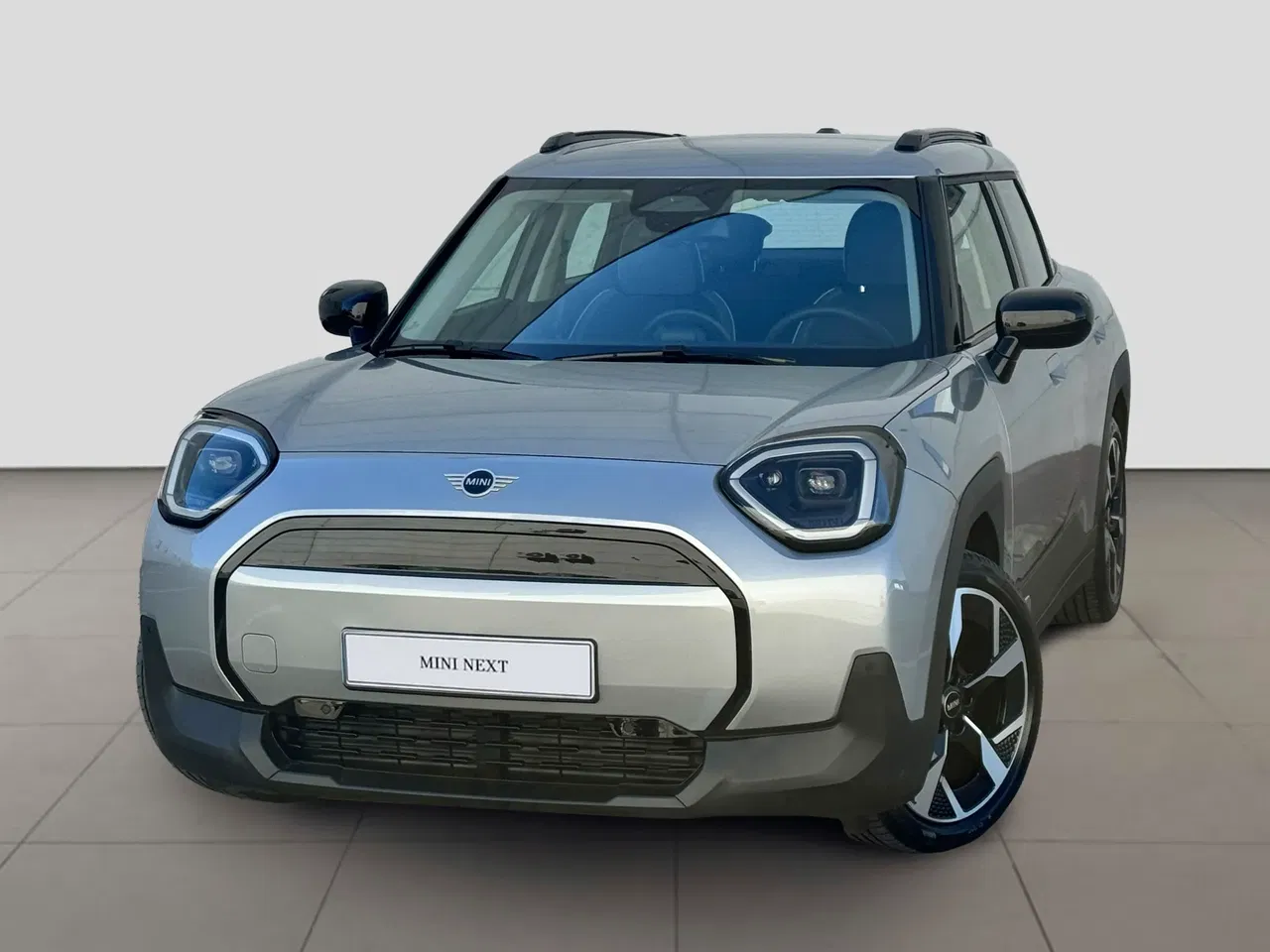 MINI Aceman, 8 400 km, Portugalsko — foto 1