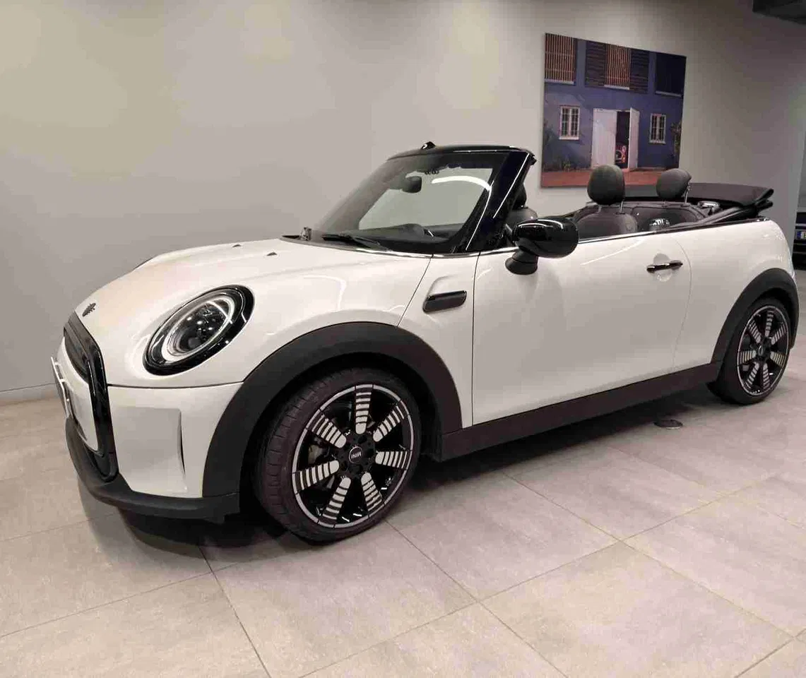 MINI Cabrio, 10 656 km, Portugalsko — foto 1