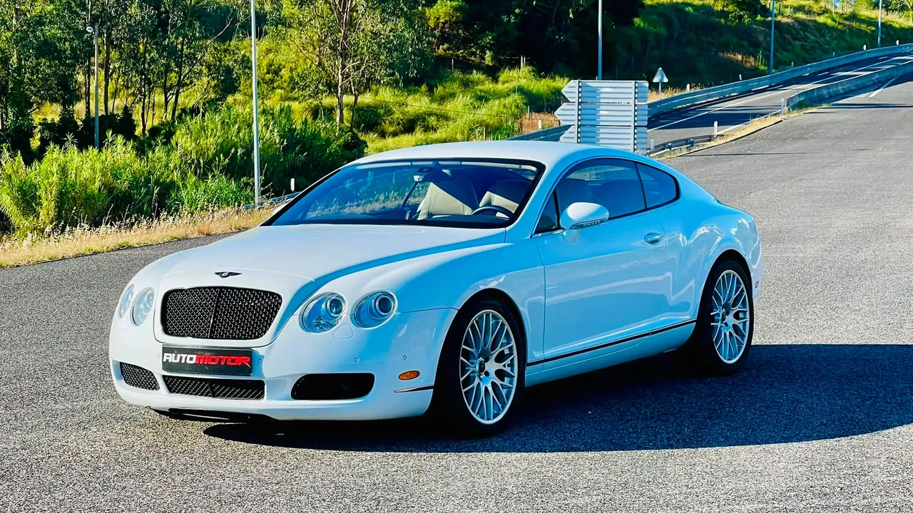 Bentley Continental, 74 400 km, Portugalsko — foto 1