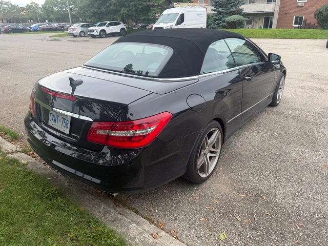 2012 Mercedes-Benz Eclass E350, černá, 208 956 km, dovoz Kanada — foto 3 z 5