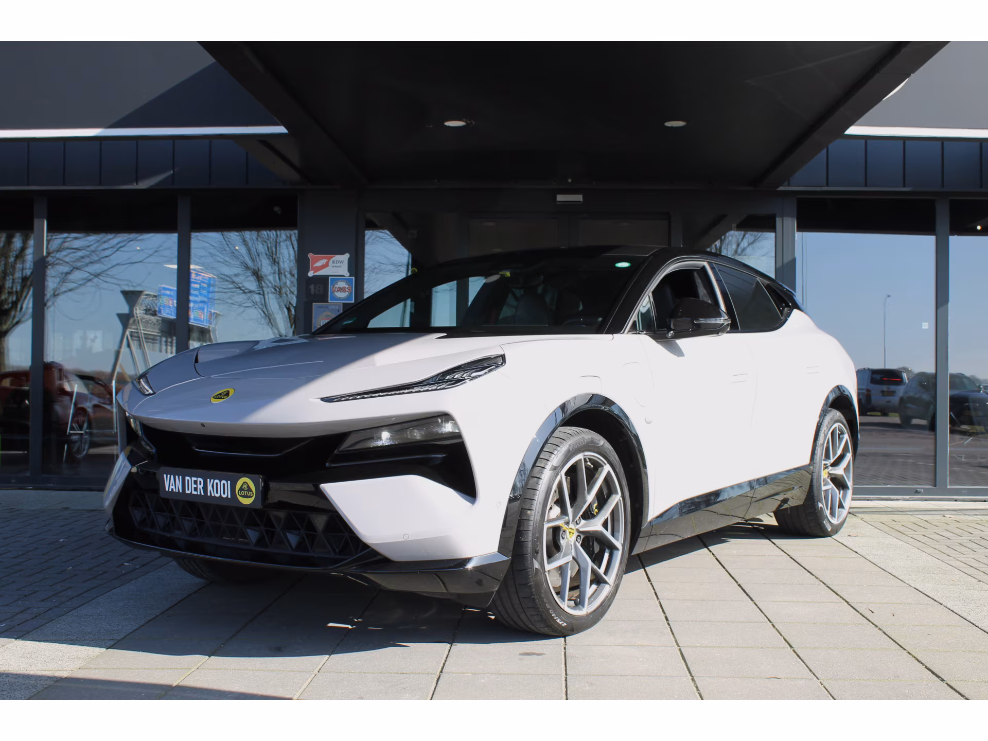 2023 Lotus Eletre, 55 279 km, Nizozemsko — foto 1