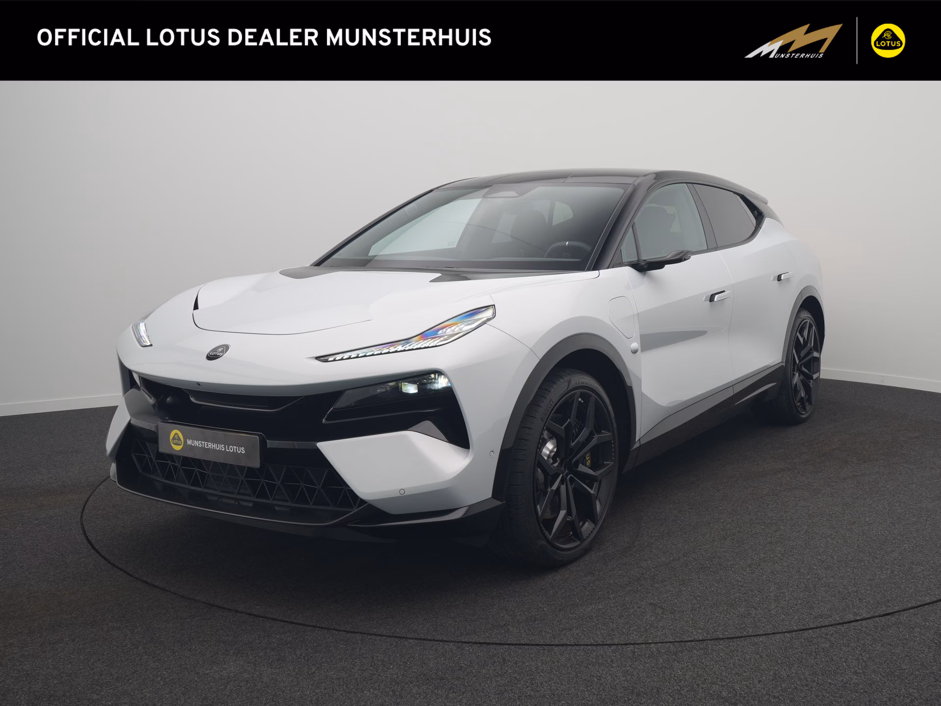 2025 Lotus Eletre, 8 200 km, Nizozemsko — foto 1