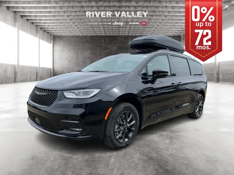 2026 Chrysler Pacifica Select, černá, 0 km, dovoz Kanada — foto 8 z 12