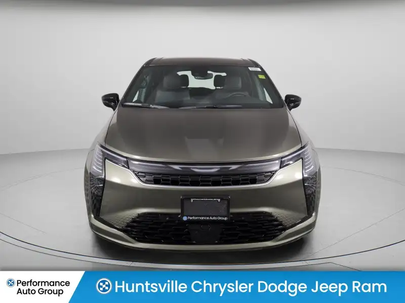 2027 Chrysler Pacifica Select AWD, zelená, dovoz Kanada — foto 2 z 12