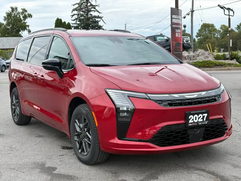 2027 Chrysler Pacifica, červená, 20 km, dovoz Kanada — foto 4 z 12