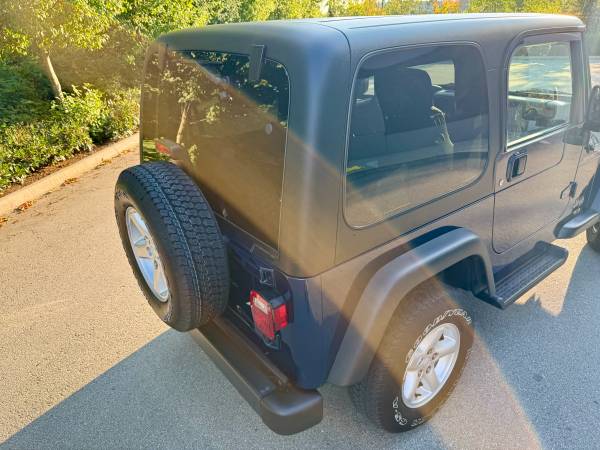 2003 Jeep, dovoz Kanada — foto 5 z 12