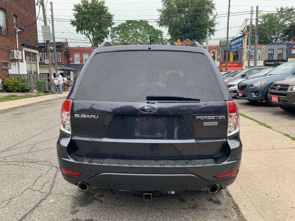 2010 Subaru, dovoz Kanada — foto 4 z 12
