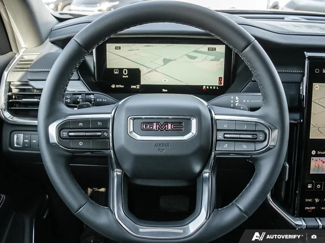 2026 GMC Acadia Elevation AWD Elevation, černá, 6 081 km, dovoz Kanada — foto 14 z 20