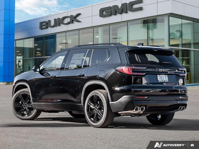 2026 GMC Acadia Elevation AWD Elevation, černá, 6 081 km, dovoz Kanada — foto 4 z 20