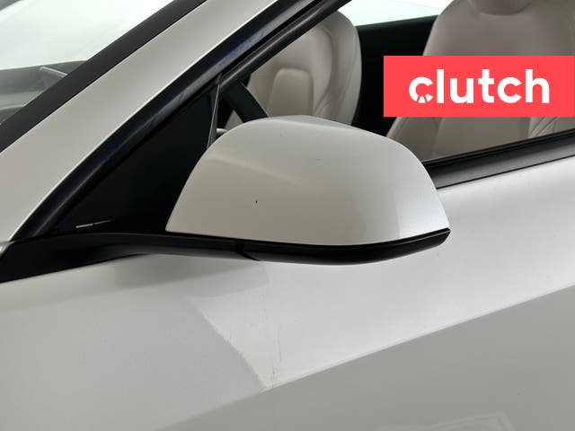 2021 Tesla Model 3 Performance, bílá, 82 237 km, dovoz Kanada — foto 12 z 20