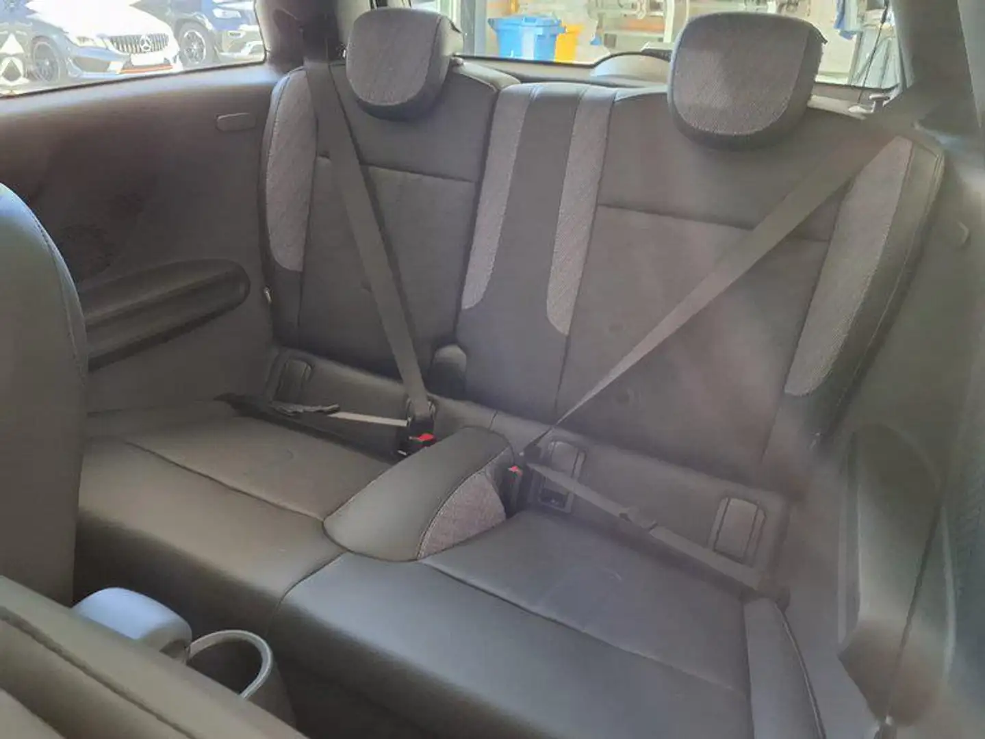 2026 MINI Cooper, 7 000 km, Rakousko — foto 10 z 12