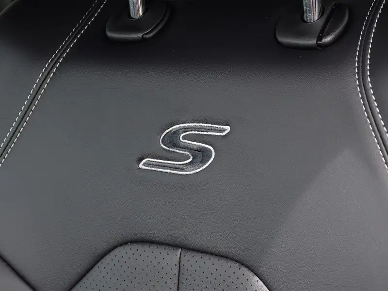 2027 Chrysler Pacifica Select, bílá, 22 km, dovoz Kanada — foto 7 z 12