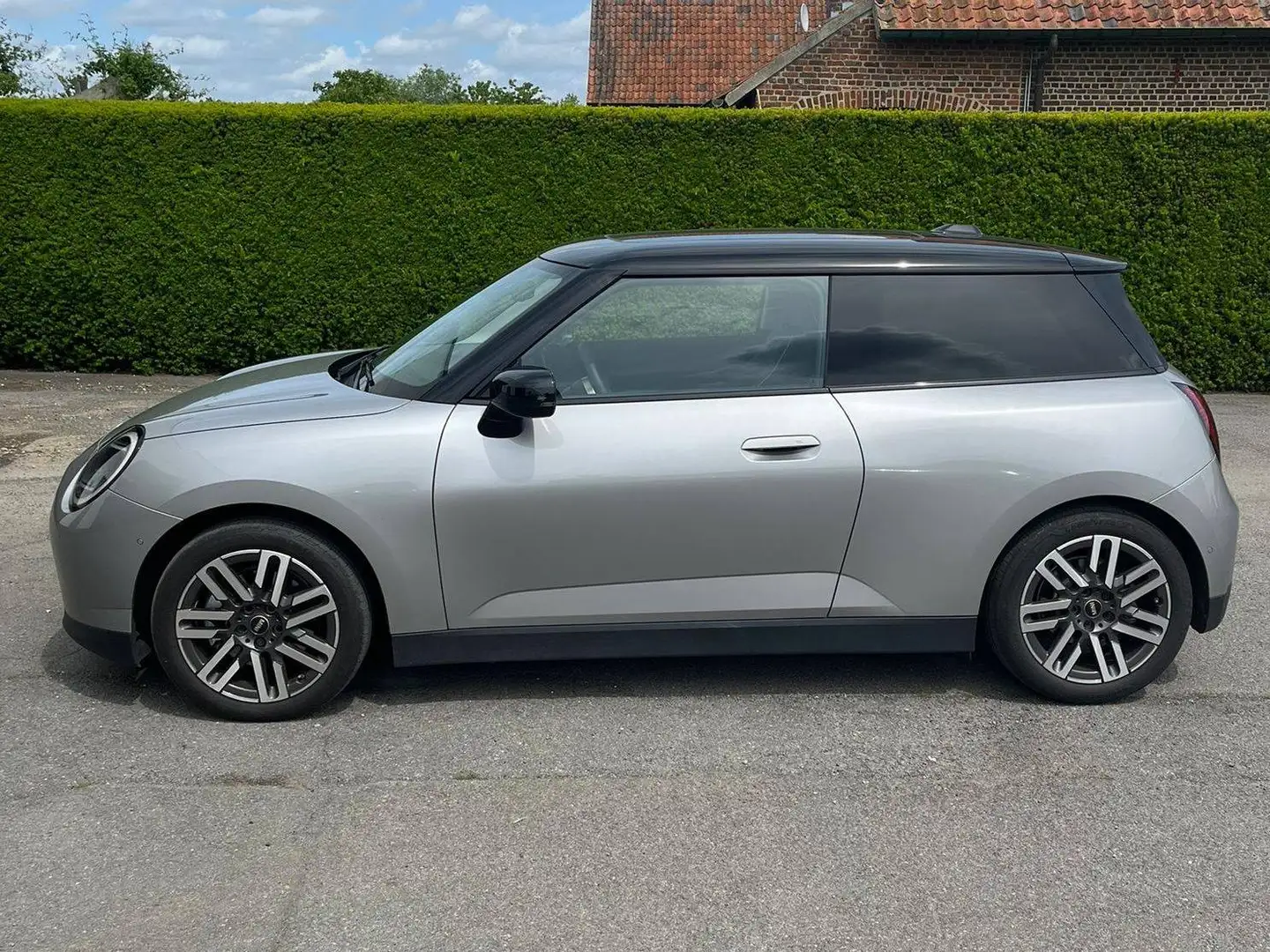 2025 MINI Cooper SE, 9 400 km, Belgie — foto 1
