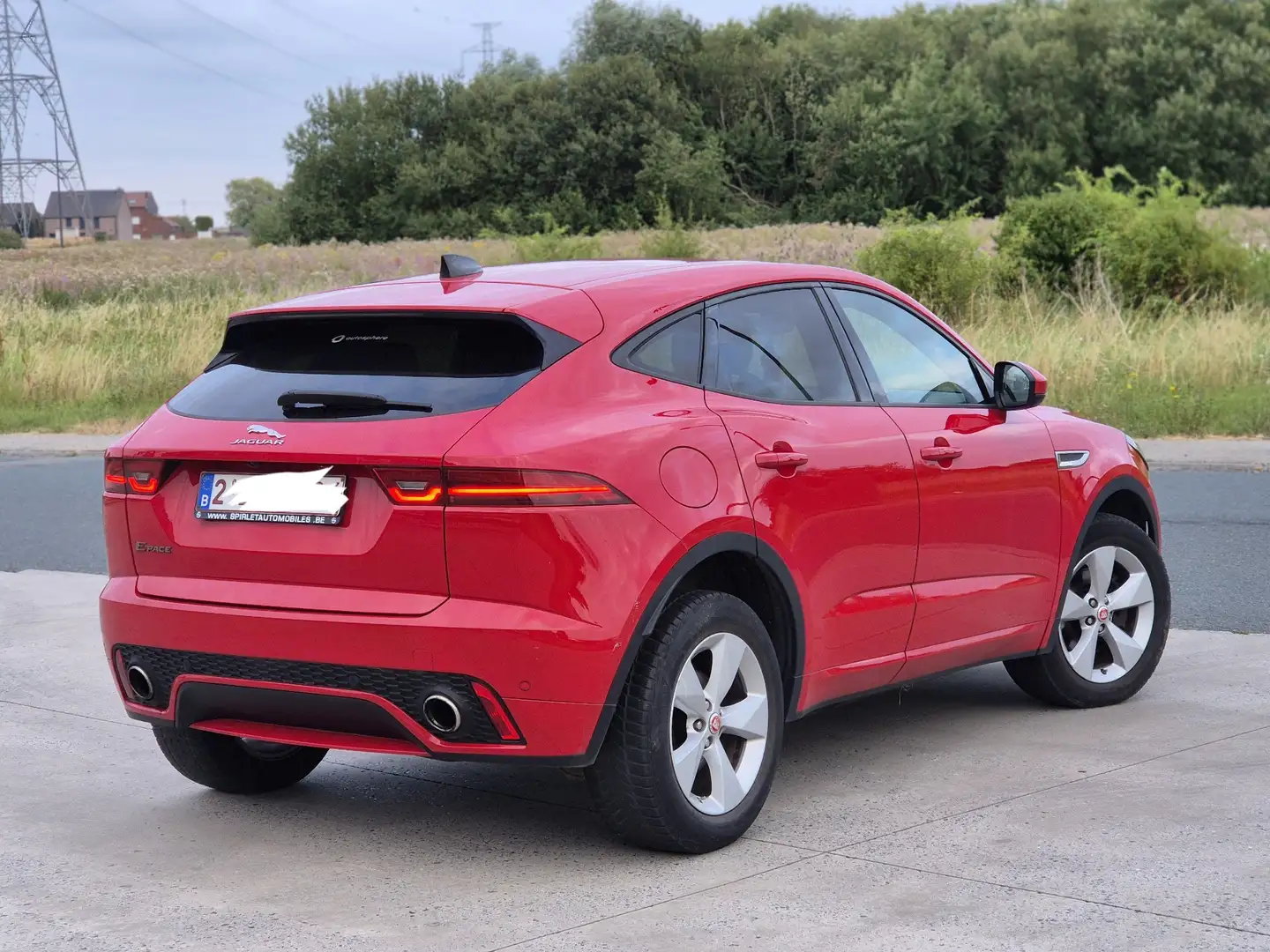2020 Jaguar E-Pace, 220 000 km, Belgie — foto 3 z 12