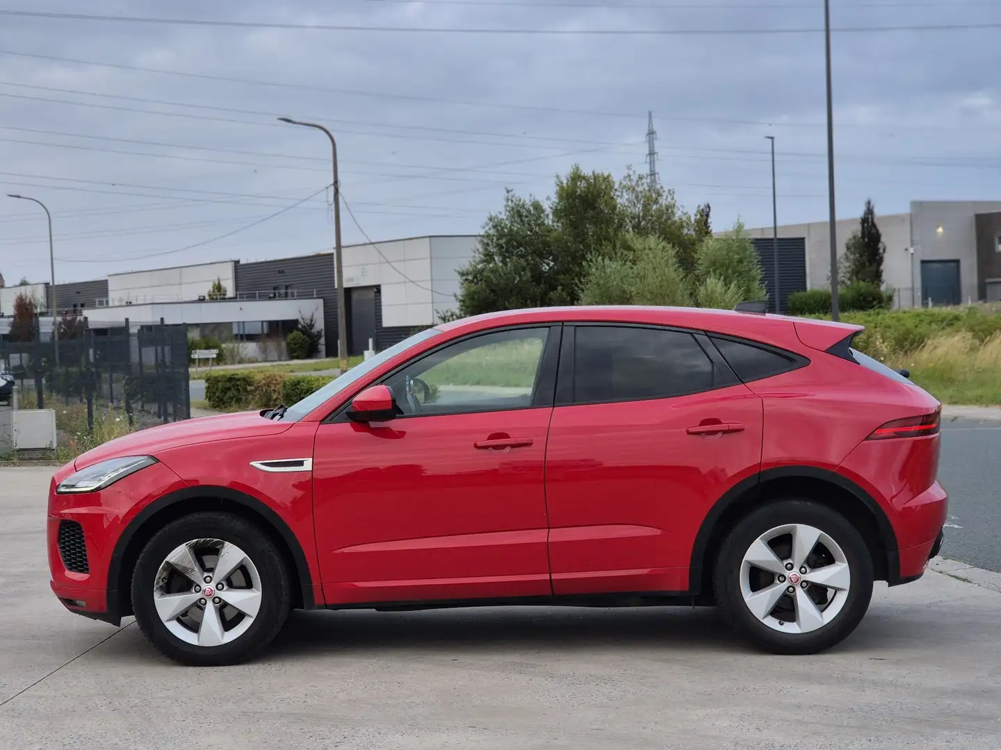 2020 Jaguar E-Pace, 220 000 km, Belgie — foto 6 z 12