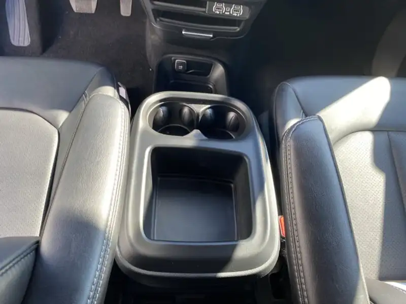 2025 Chrysler Pacifica Select, modrá, 14 824 km, dovoz Kanada — foto 12 z 12