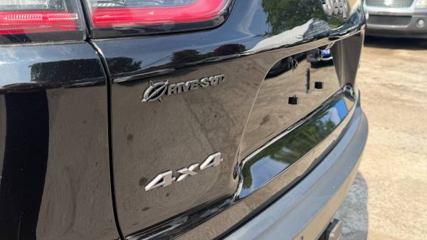 2020 Jeep, dovoz Kanada — foto 8 z 12