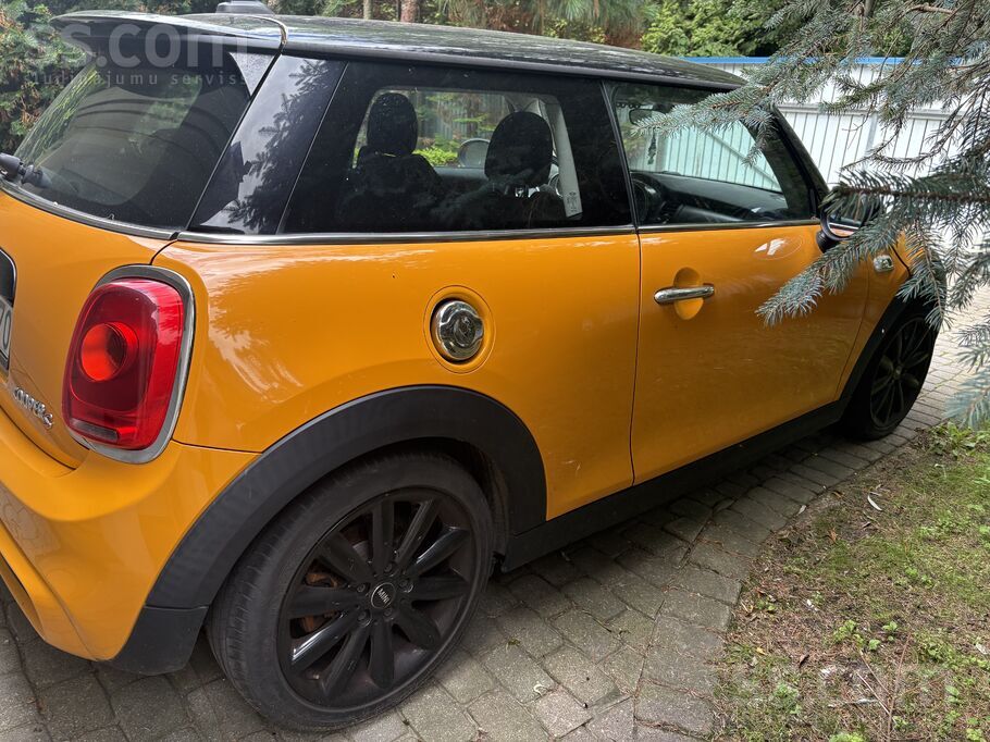 2015 MINI Cooper S, 80 000 km, Lotyšsko — foto 1