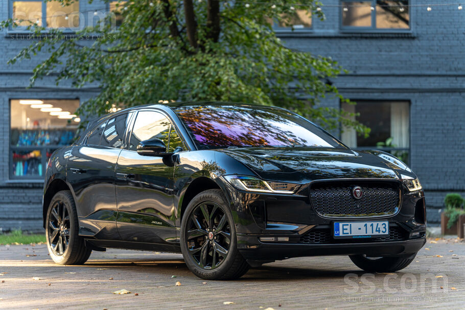 2020 Jaguar E-Type, černá, 95 000 km, Lotyšsko — foto 1