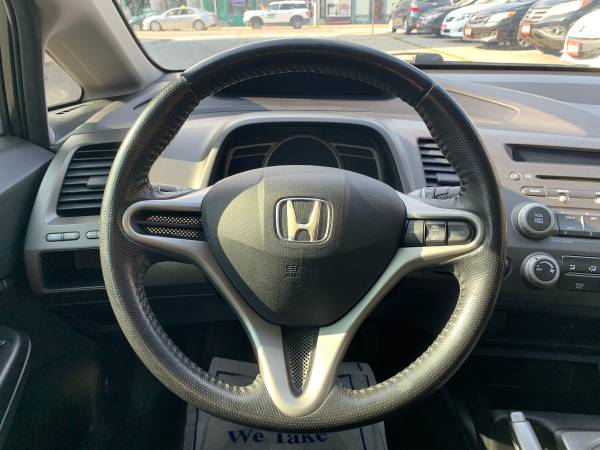 2011 Honda, dovoz Kanada — foto 9 z 12