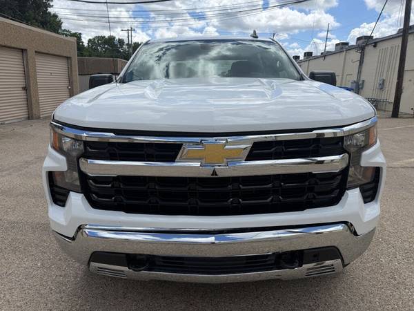 2023 Chevrolet, dovoz Kanada — foto 2 z 9