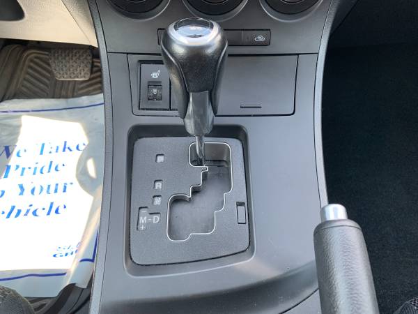 2013 Mazda, dovoz Kanada — foto 12 z 12