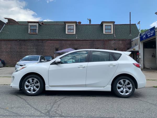 2013 Mazda, dovoz Kanada — foto 2 z 12