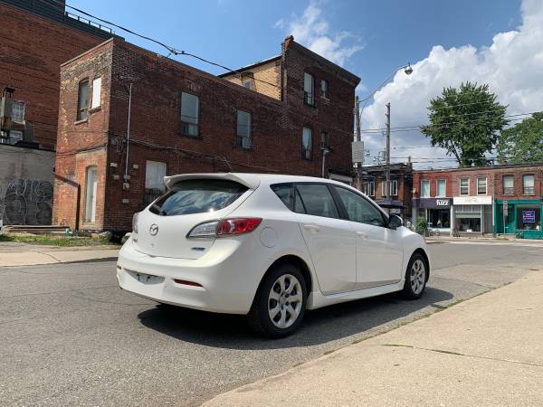 2013 Mazda, dovoz Kanada — foto 5 z 12