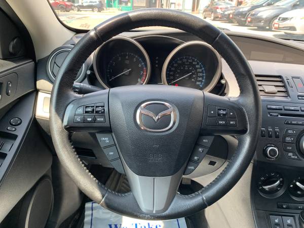 2013 Mazda, dovoz Kanada — foto 9 z 12
