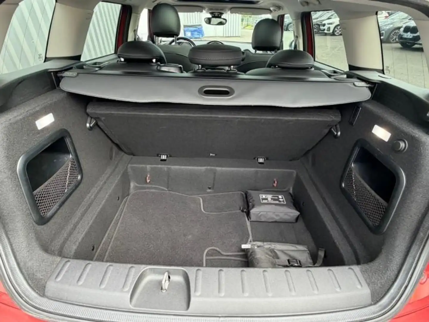 2023 MINI Cooper E, 27 072 km, Francie — foto 11 z 12