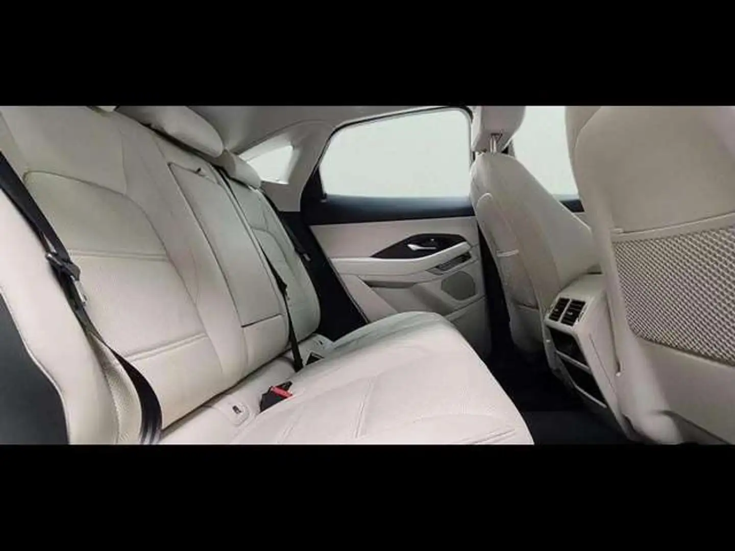 2023 Jaguar E-Pace, 74 021 km, Francie — foto 7 z 12