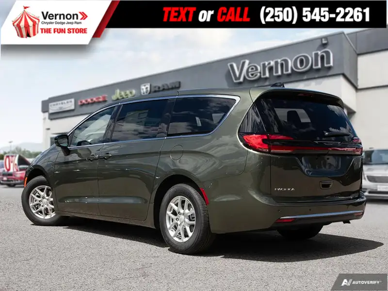 2027 Chrysler Pacifica Select, zelená, 22 km, dovoz Kanada — foto 4 z 12